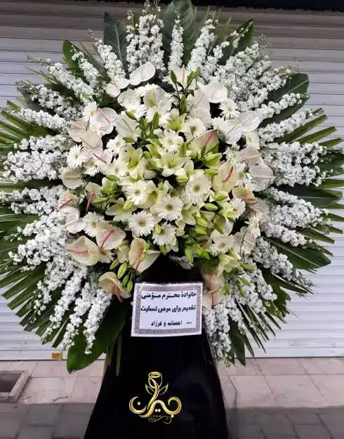 سفارش آنلاین دسته گل مشهد؛ دیزاین ژورنالی با ارسال فوری و تضمین کیفیت
