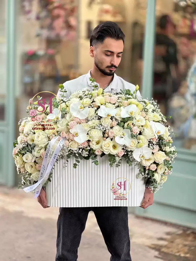 باکس گل طلا