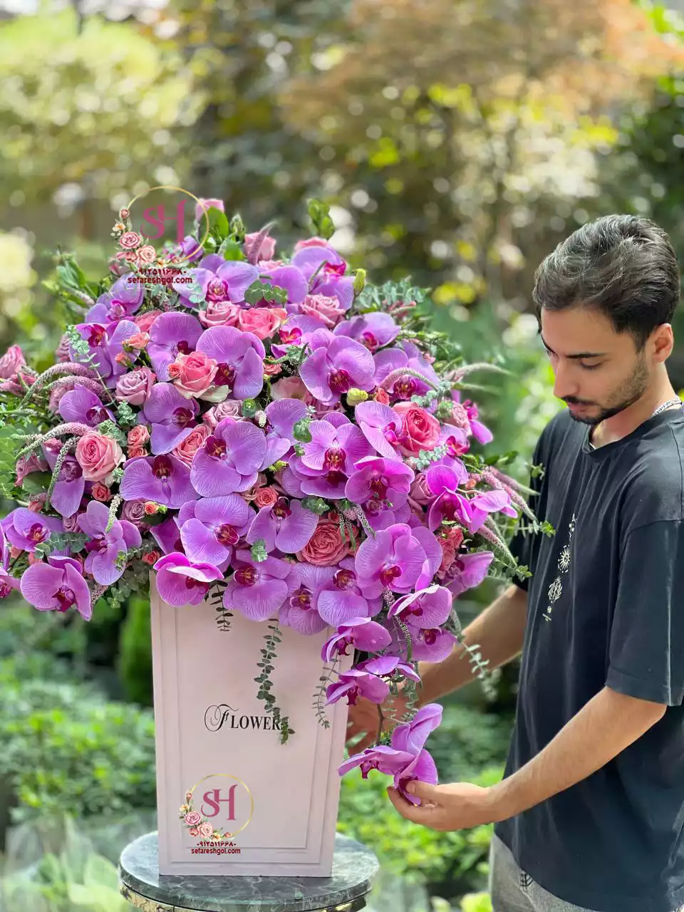 باکس گل لاکچری سعادت باکس گل لاکچری سعادت