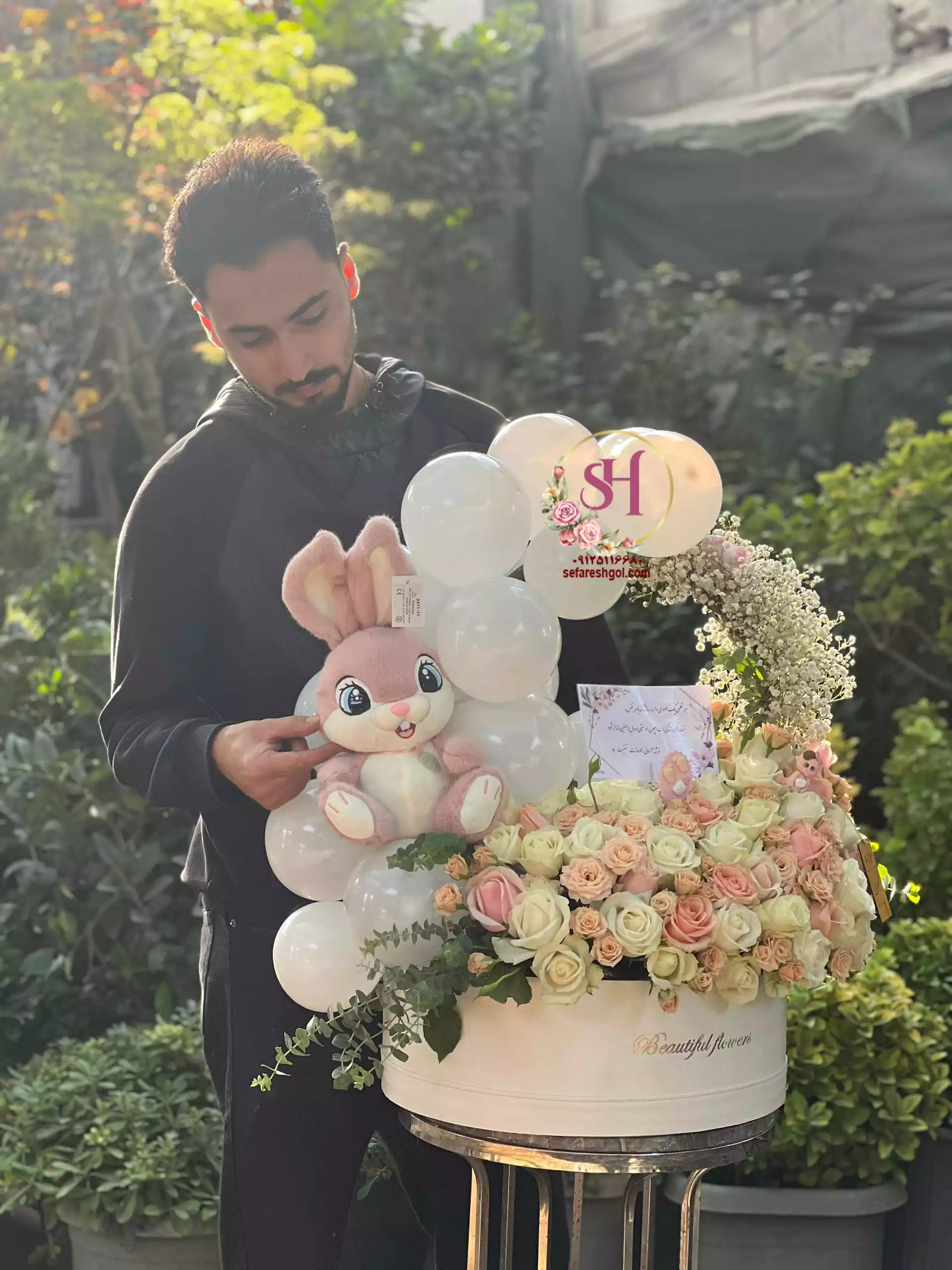 باکس گل و بادکنک پروا