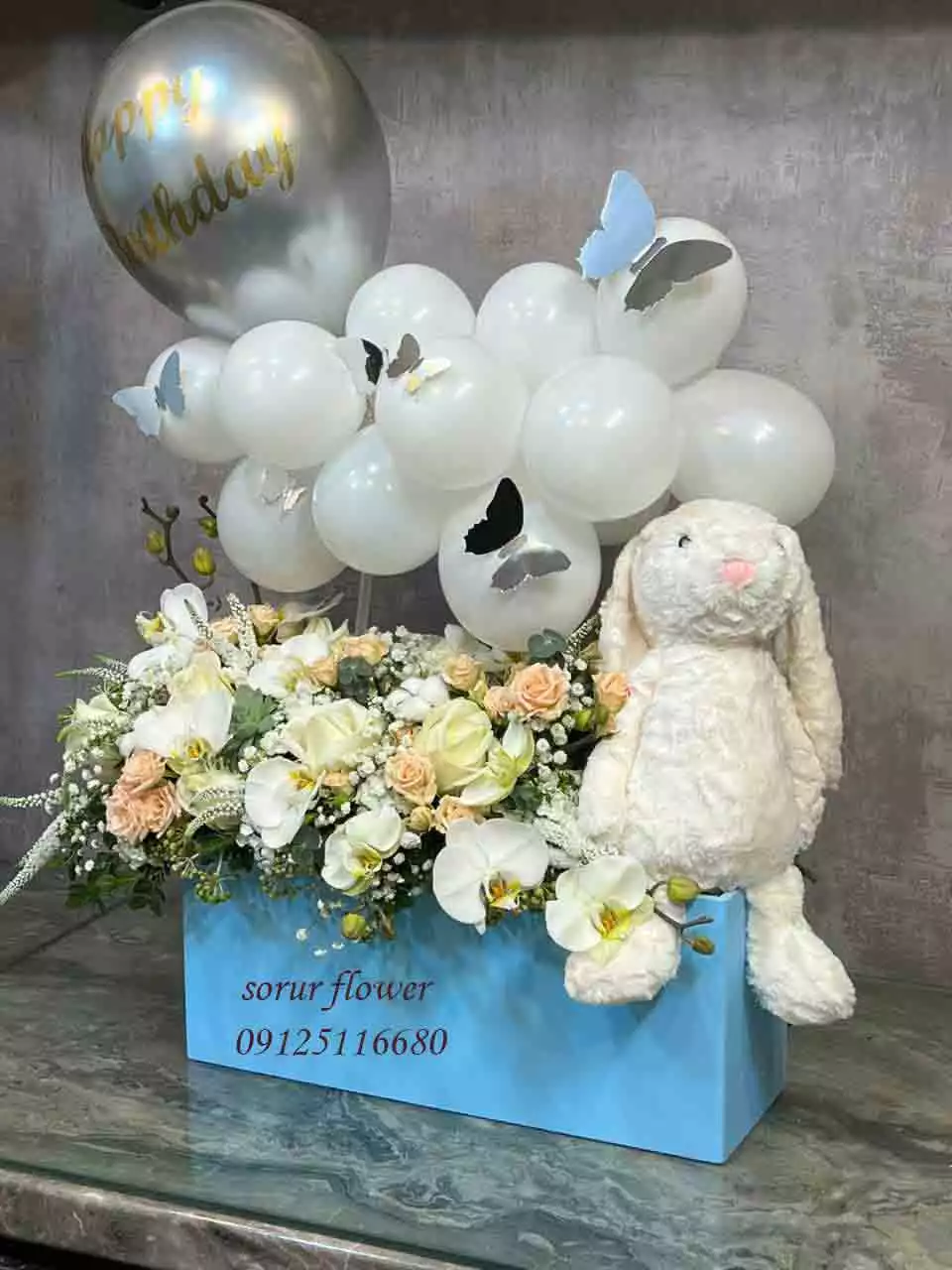 باکس گل و عروسک خرگوش