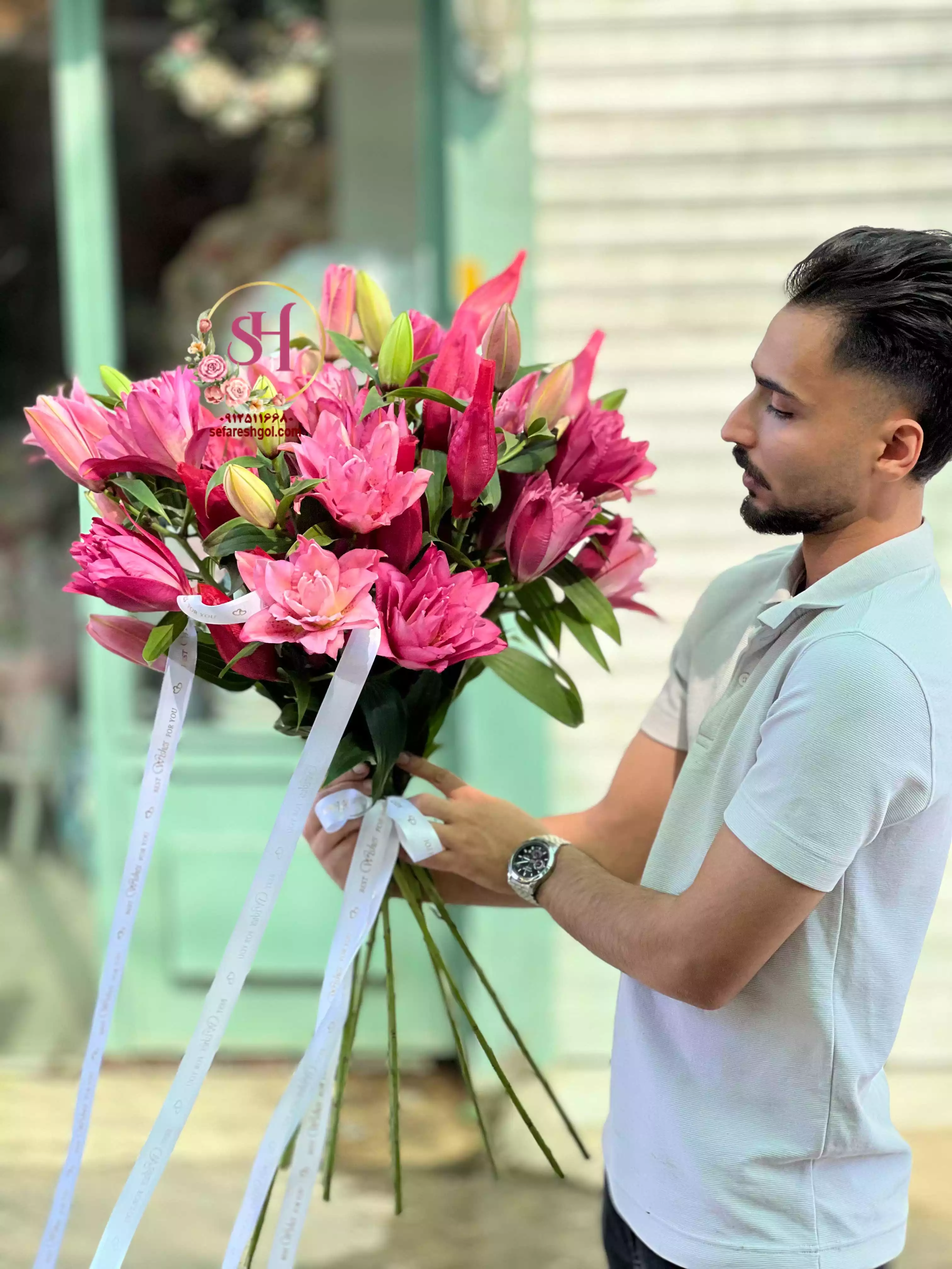دسته گل رز لیلی