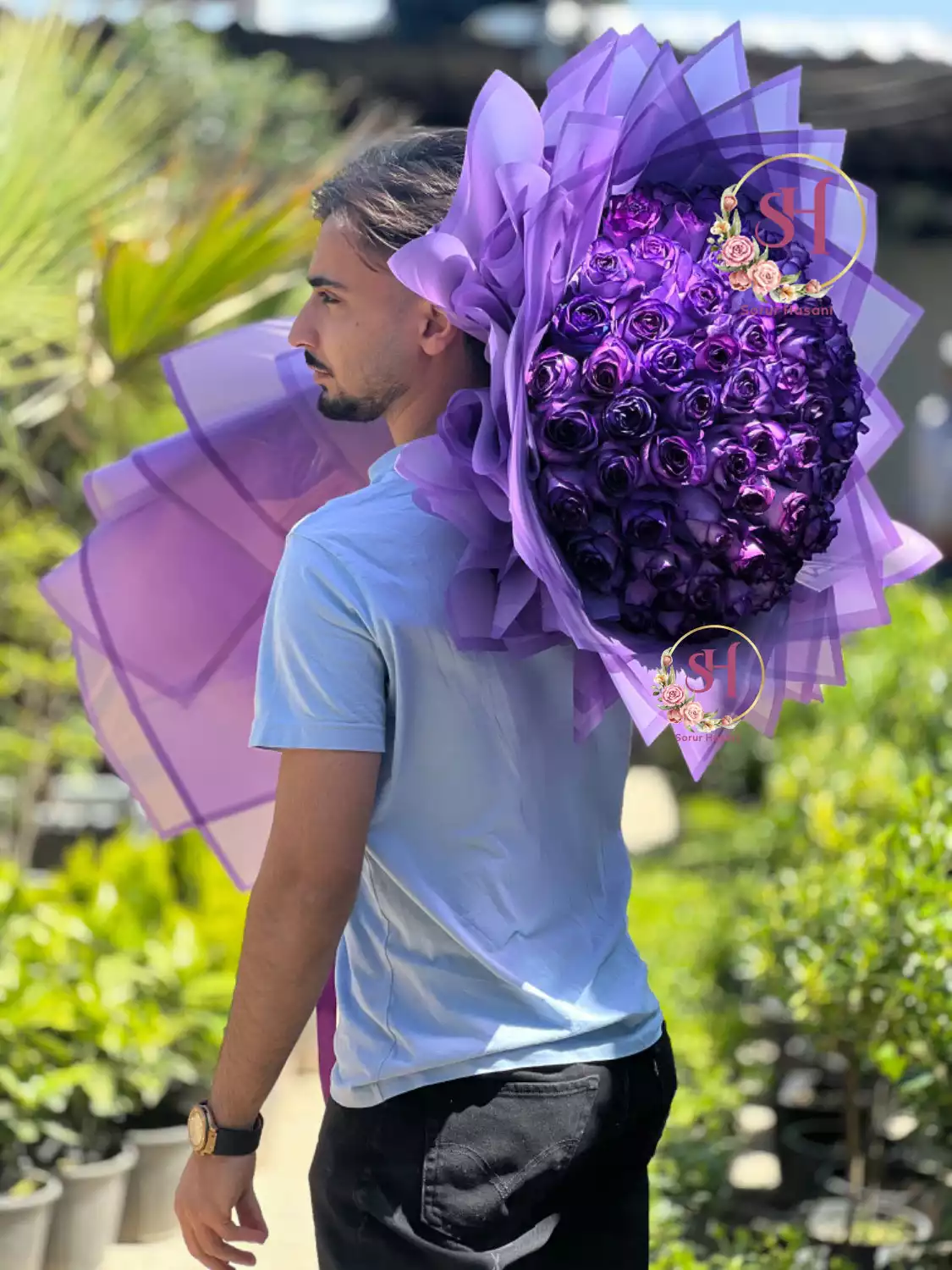 دسته گل رز هلندی(80شاخه)