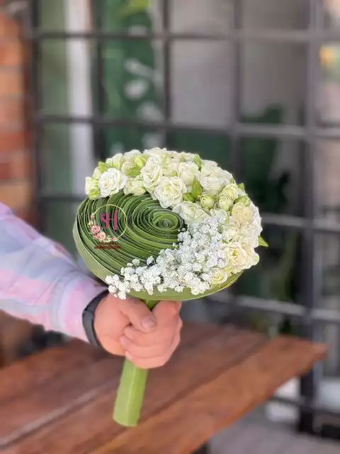 دسته گل عروس اروپایی