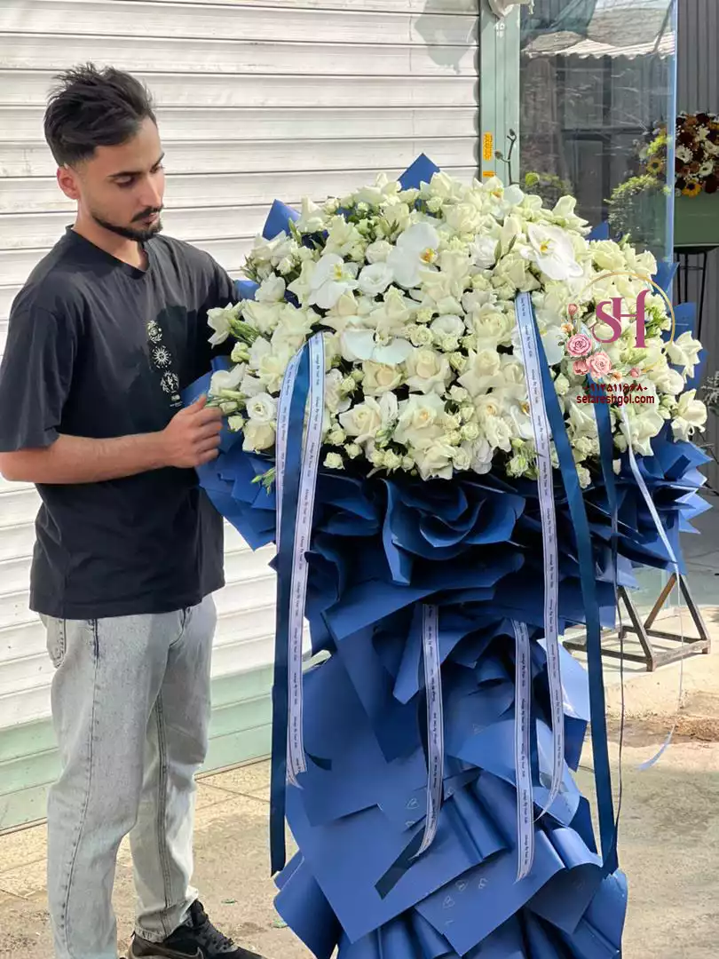 دسته گل لاکچری تبریک 