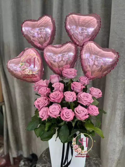باکس گل و بادکنک تولد