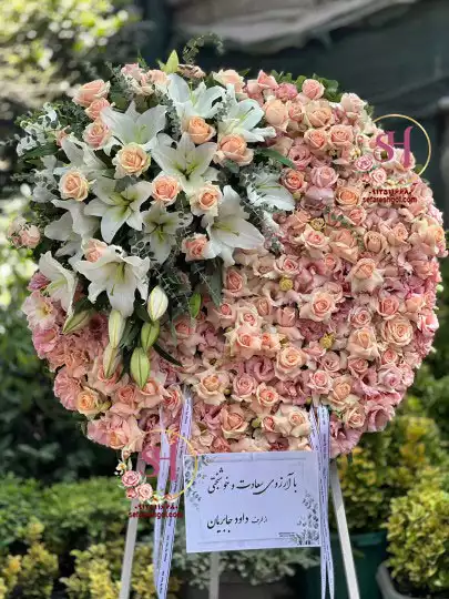 تاج گل درباری لاکچری رز تاج گل درباری لاکچری رز