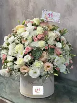 باکس گل vip سوفیا باکس گل تبریک، باکس گل خواستگاری، باکس گل بله برون، گل خواستگاری، گل شیک، گل تولد، گل تبریک ارزان باکس گل vip سوفیا
