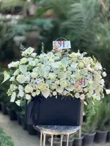 باکس گل تسلیت و تبریک  آناهید  باکس گل تسلیت و تبریک  آناهید