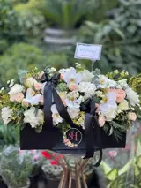 باکس گل تسلیت باکس گل تسلیت، باکس گل شیک، باکس گل خاص، باکس گل فاخر، گل تسلیت، تاج گل  باکس گل تسلیت