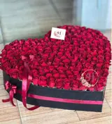 باکس گل ماهان(400شاخه) باکس گل ولنتاین، گل ولنتاین، گل دوست دختر، گل دوست پسر، گل تبریک تولد، گل سالگرد ازدواج باکس گل ماهان(400شاخه)
