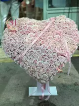 باکس گل لاکچری بهارناز