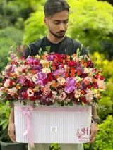 باکس گل لاکچری یکتا باکس گل خاص، باکس گل آنلاین، باکس گل باکلاس، باکس گل تبریک، باکس گل جوان، باکس گل اسپرت باکس گل لاکچری یکتا