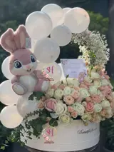 باکس گل و بادکنک پروا