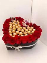 باکس گل و شکلات ولنتاین 5