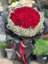 دسته گل تبریک(80 شاخه)